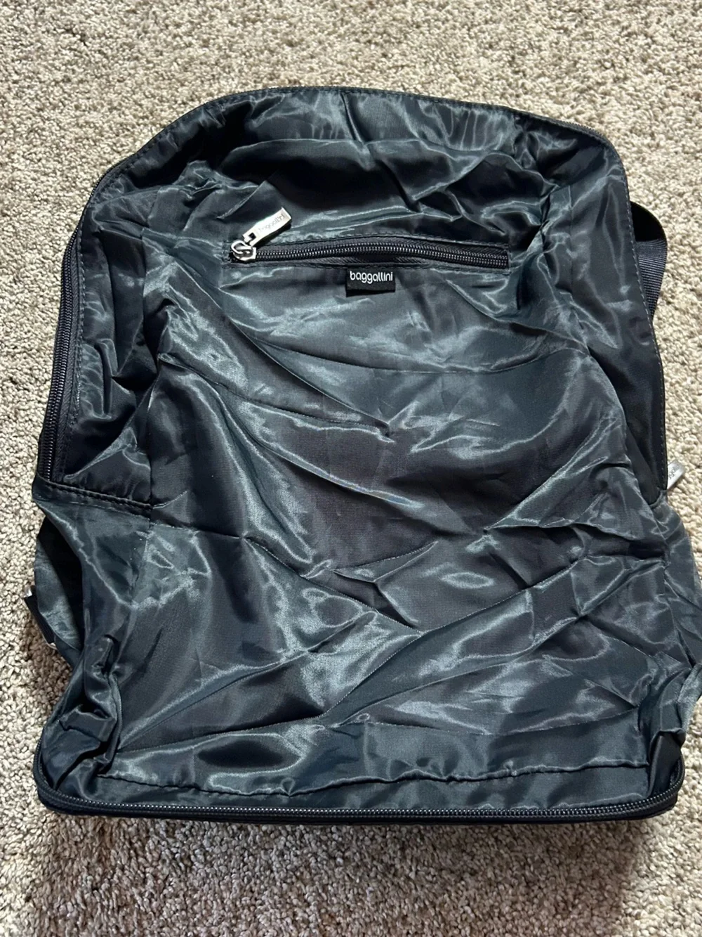 NWT Baggallini Fold Out Backpack Black Lightweight Travel Bag Packable Pouch